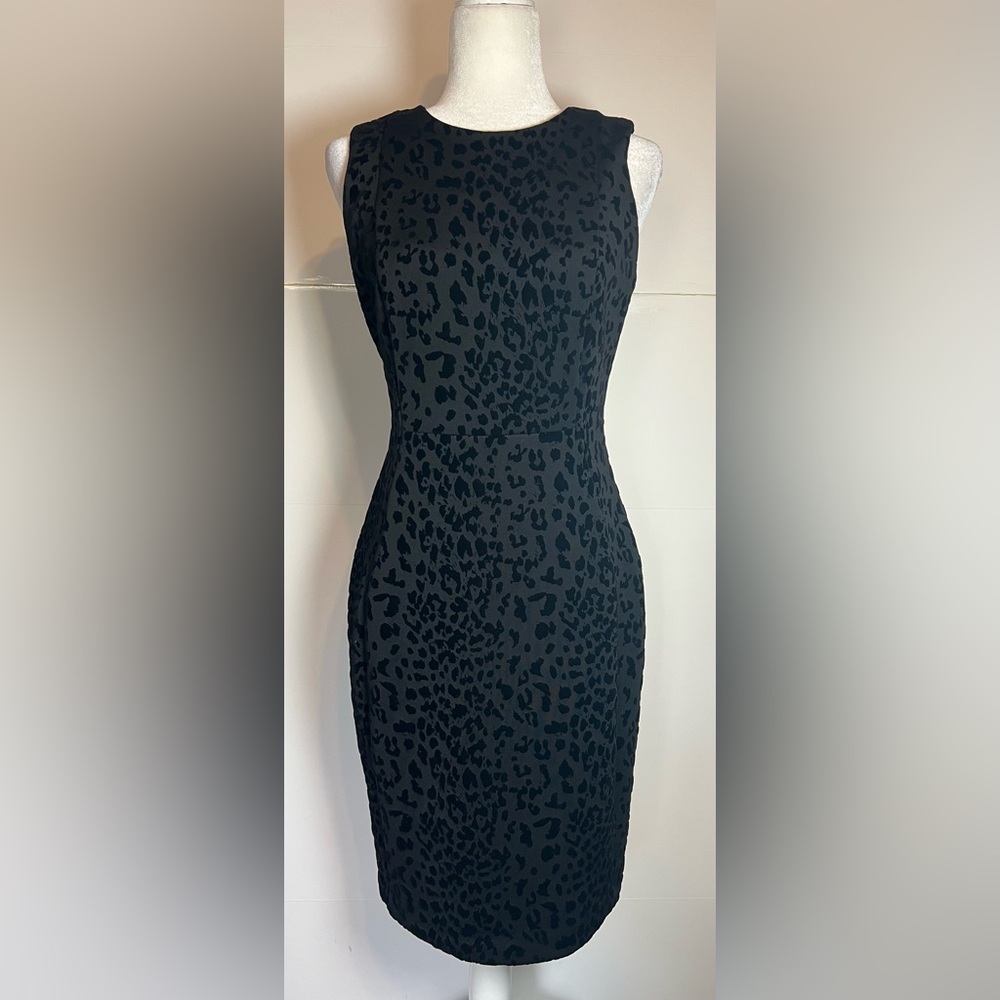 Calvin Klein Black Leopard Print Sheath Dress Size 8 Sleeveless Career Chic